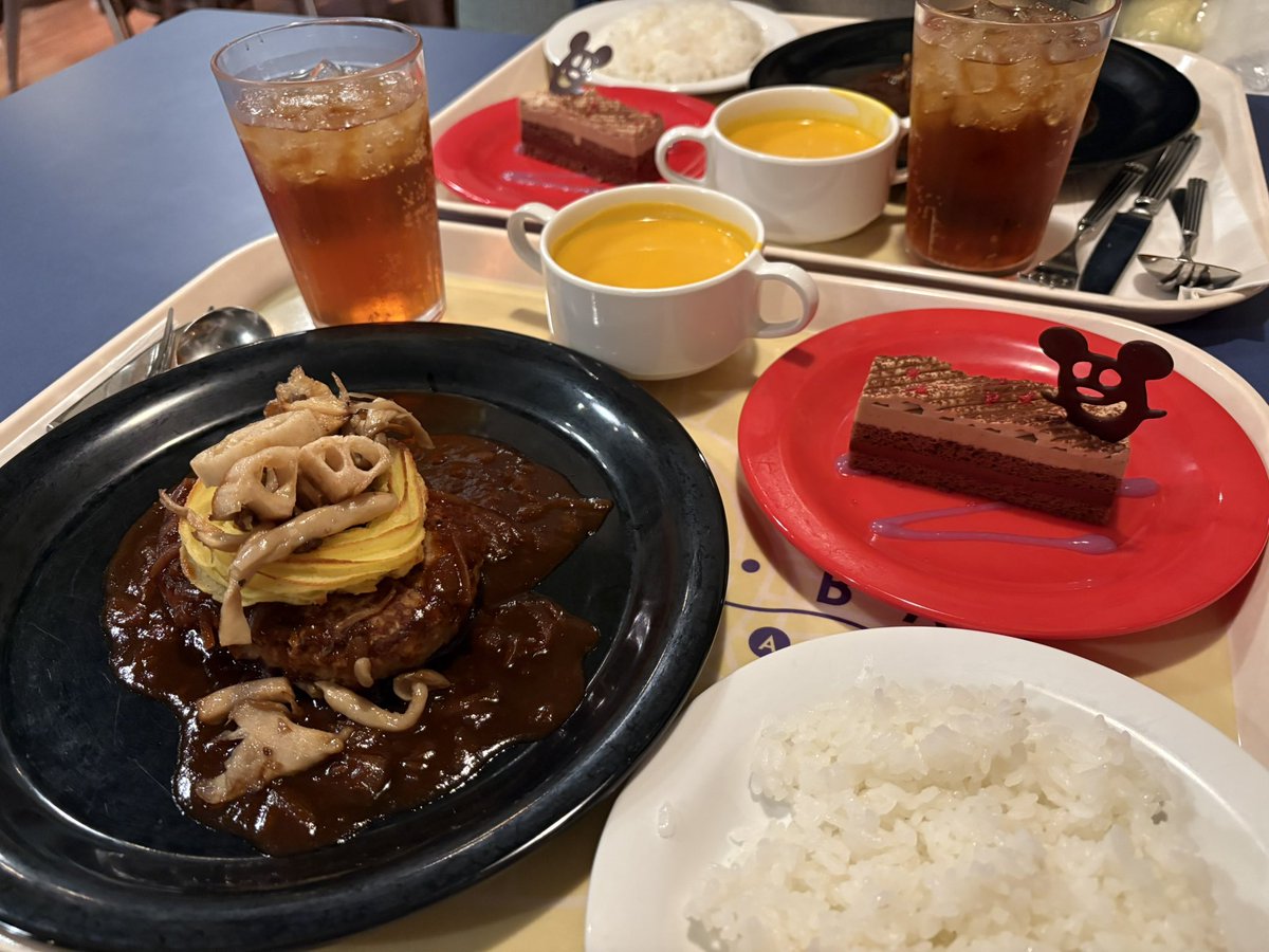 みっきー tweet media