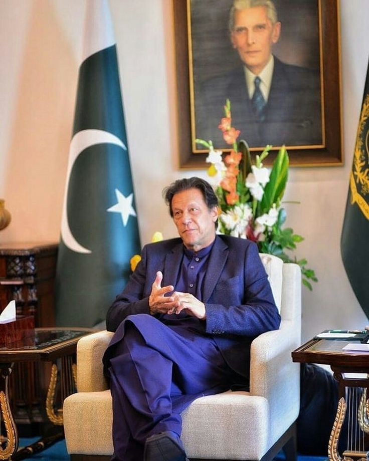 Pohanch_se_dour's tweet image. #خان_کا_انتخاب_لاجواب | @Team_IKF
For the love of Pakistan, Khan never gives up.