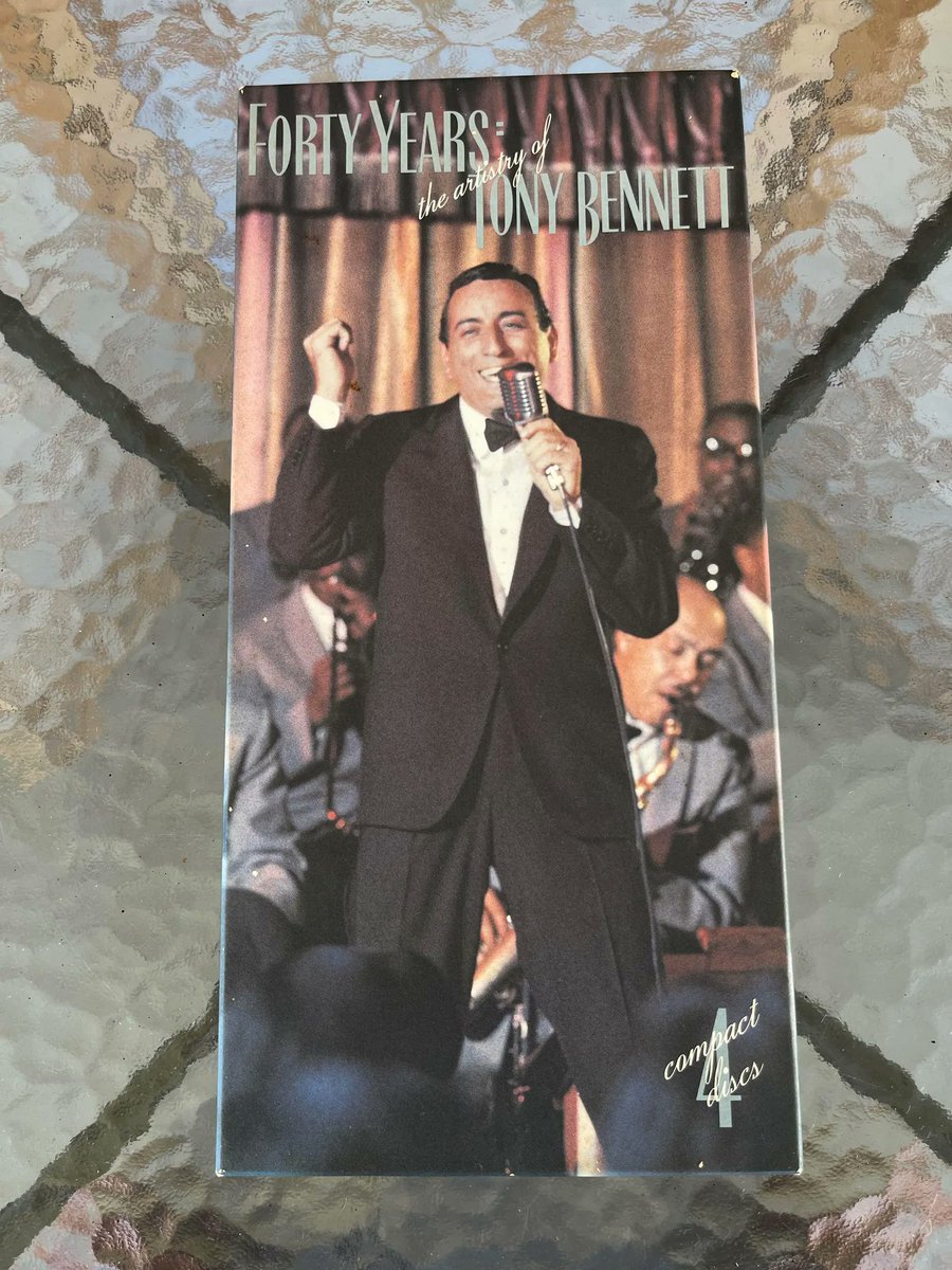 OldSowell's tweet photo. https://t.co/ACXDkuWtEG #fortyyears #theartitstryof #TonyBennett #CDset #giftidea https://t.co/rXCtKua3Em