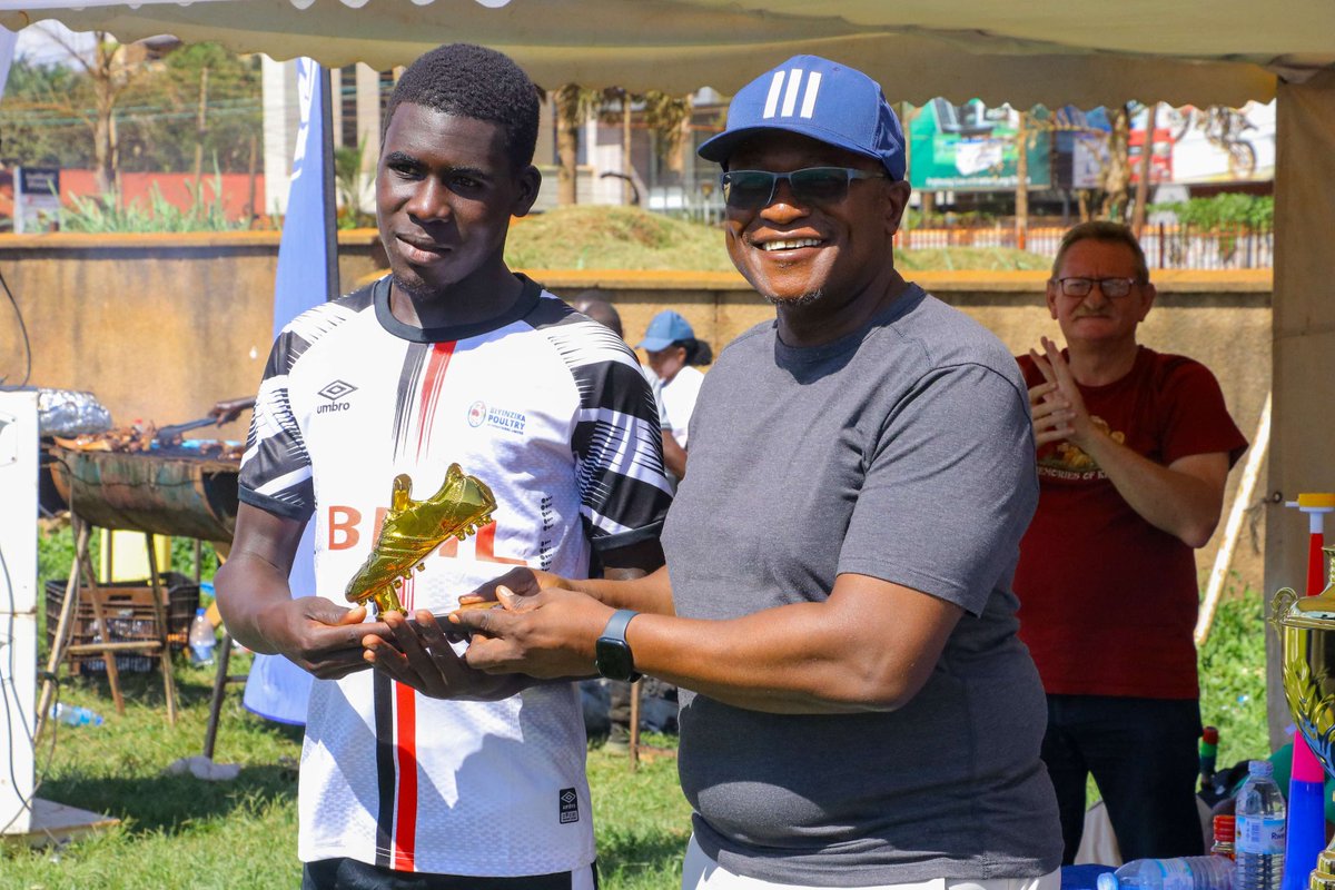 ⚽🏆 Teamwork &amp; excellence on full display at the BPIL Football Tournament 2025!

👏 Congrats to the Abattoir Team — champions after a 3:0 win over Katega to claim this year’s bull 🐂 🎉

BPIL is more than work — it’s family 💛

#BPIL #BPILTournament2025 #Kiyinzika