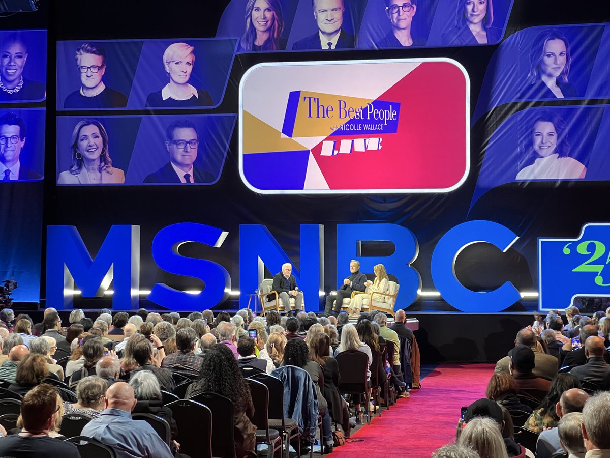 JesseRodriguez's tweet image. .@Lawrence makes a surprise appearance with @NicolleDWallace & Martin Sheen at @MSNBC LIVE ‘25
