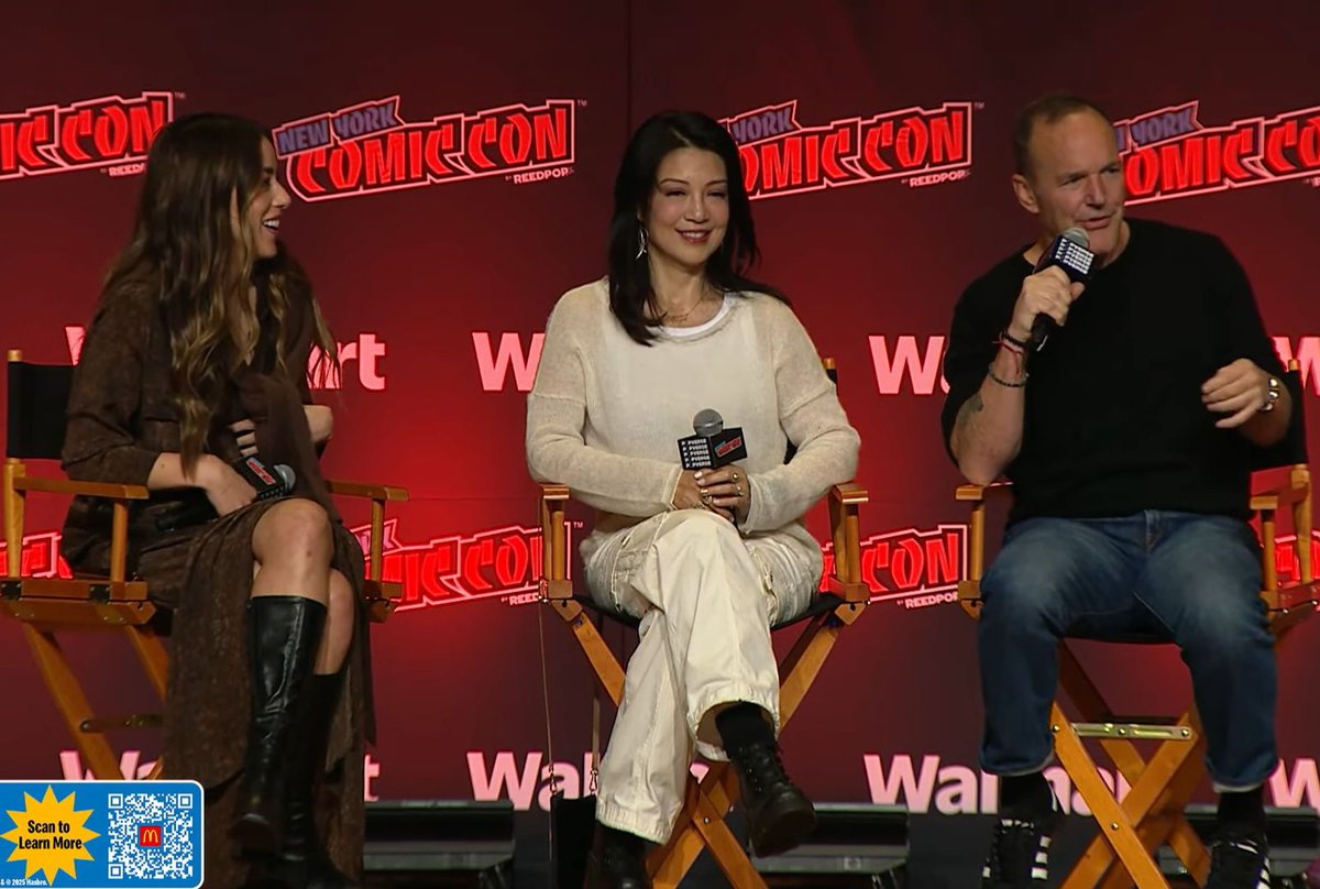 FenicLine's tweet image. في حلقة نقاش لـ AGENTS OF SHIELD في #NYCC، تحدث كلارك جريج عن صعود مسلسل مارفل التلفزيوني على نتفليكس:

&quot;كانت هناك مسلسلات جديدة تُعرض على نتفليكس واعتقدت أنها مذهلة. الحمد لله أن دارديفيل عاد!&quot;