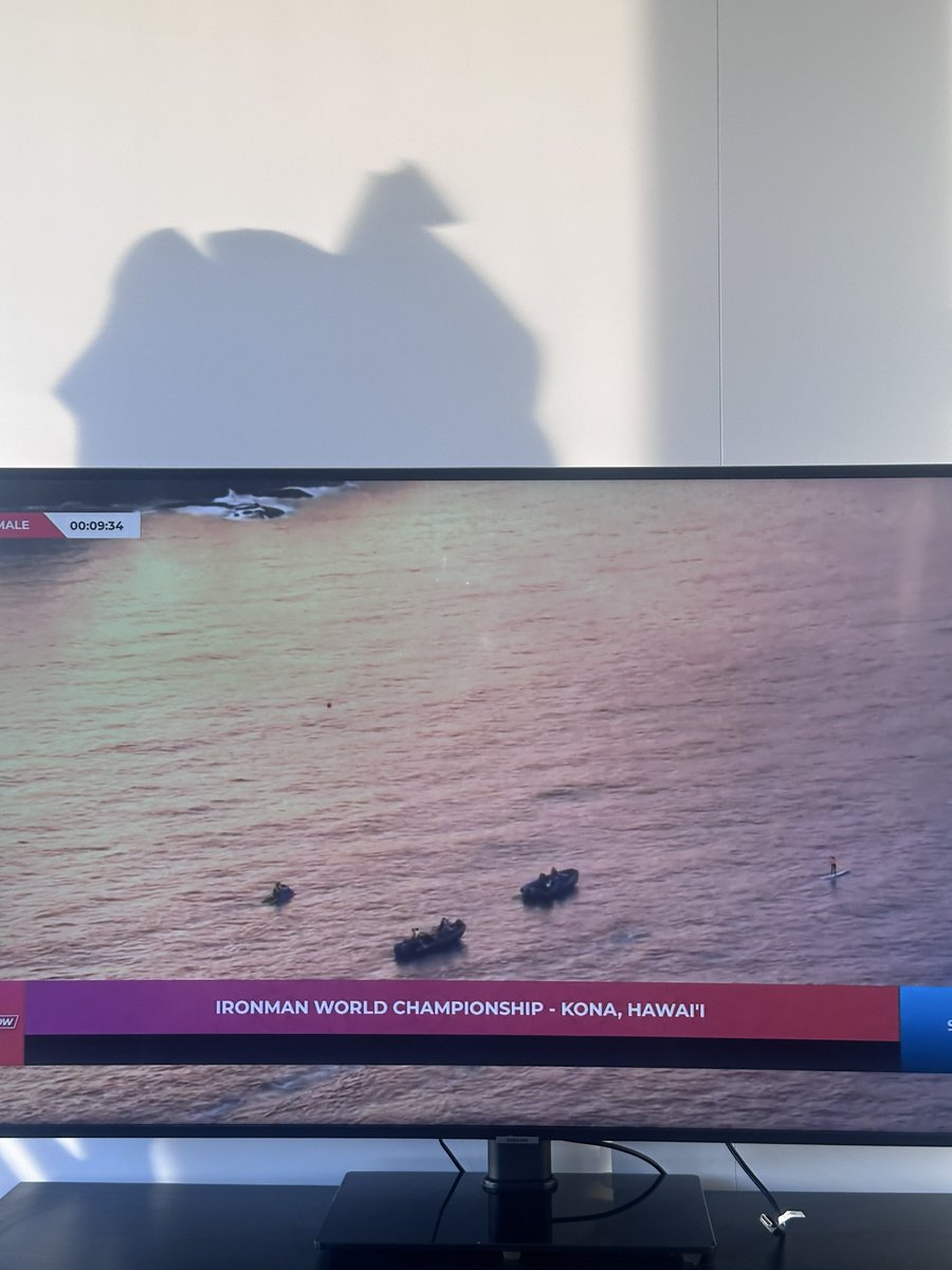 andrewwoodroffe's tweet image. Locked in for the next 8/10 hours here! 

I think one of the best things about @IRONMANtri having split Worlds is you can race one and watch another which is quite unique! 

It’ll all change next year but the gun was for sure jumped on this and it’s great for the woman! #IMWC