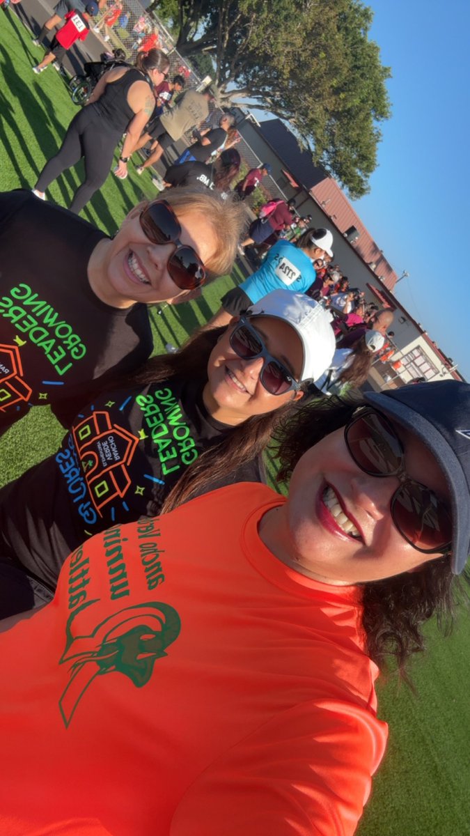 RanchoVerdeElem's tweet photo. 🏃🏻‍♂️🏃‍♀️ Well done, Rattlers! We took home First Place. A huge thank you to our students, parents, and staff who participated in the annual Los Fresnos Leo Aguilar 5K Walk/Run. 🏆 🏃🏽‍➡️🏃🏽‍♀️‍➡️ https://t.co/p1UhecfBAH