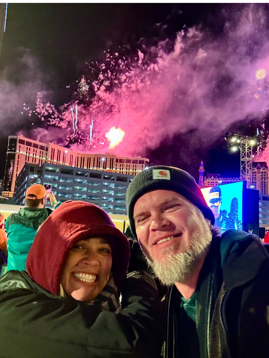 hartcorey12's tweet photo. happiest of anniversaries to my beautiful bride , thanks for doing life with me 😍 https://t.co/qP8hUdqvAY