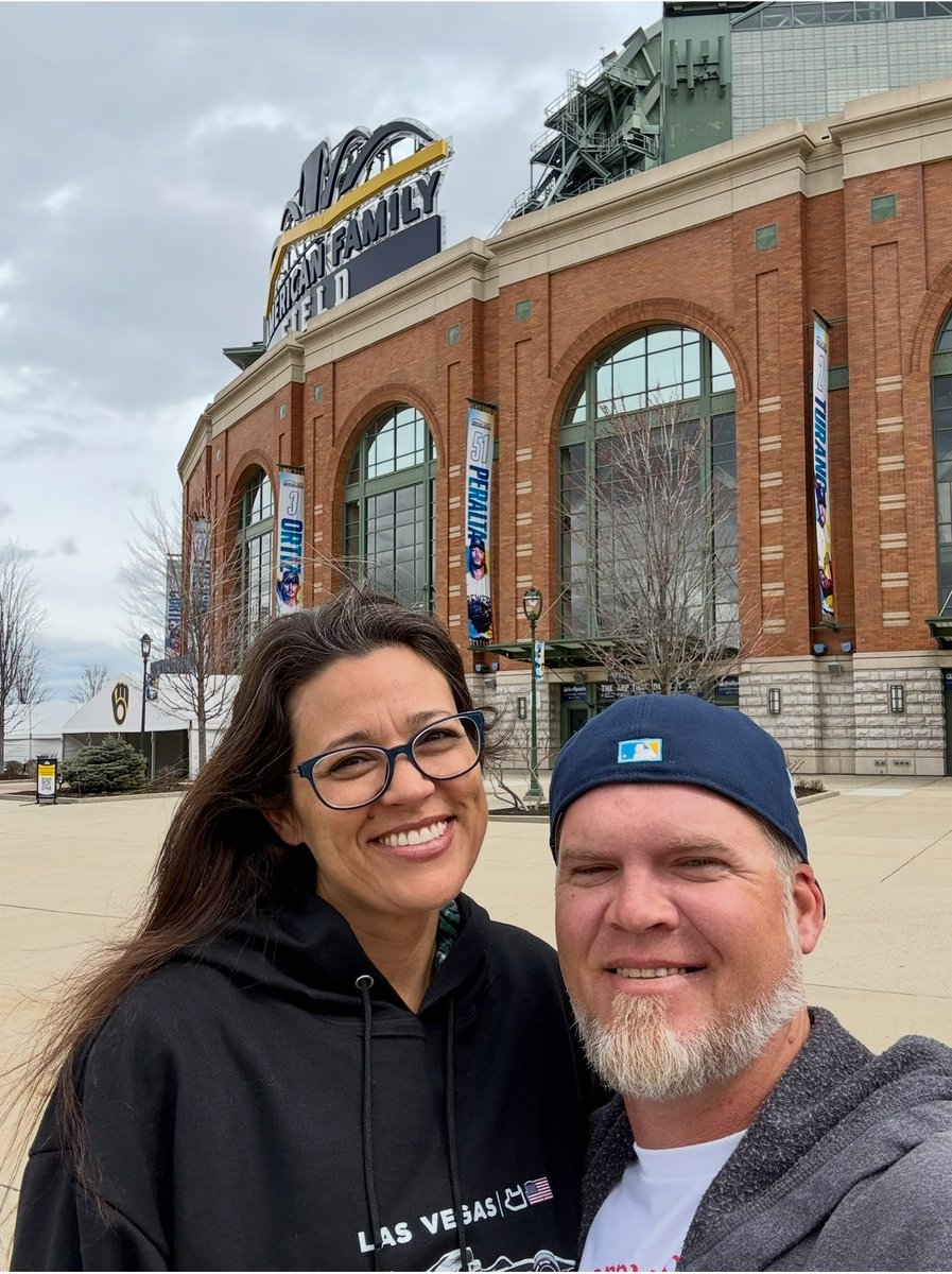 hartcorey12's tweet photo. happiest of anniversaries to my beautiful bride , thanks for doing life with me 😍 https://t.co/qP8hUdqvAY