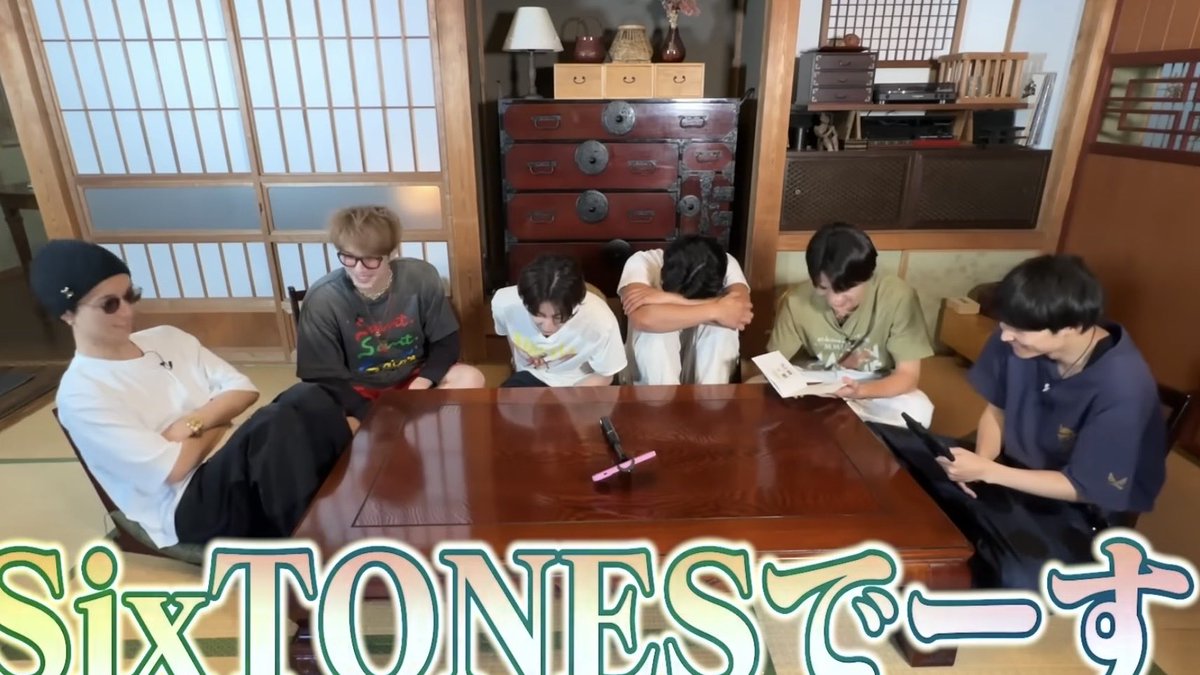 tobakuuu's tweet image. おねむさんだから挨拶のとき必ず顔埋めちゃうのかわいい