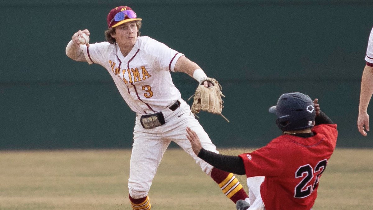 Yaks_Baseball's tweet photo. Good luck to four Yaks competing in today’s @NWACSports Showcase in Longview 🐂🔥

RS SOPH RHP @austindillon26 
RS SOPH OF @garrengooler11 
SOPH SS @GageReeser (@wsucougarbsb)
SOPH INF/RHP @jacksonwalker35 https://t.co/2JFDjjOefH