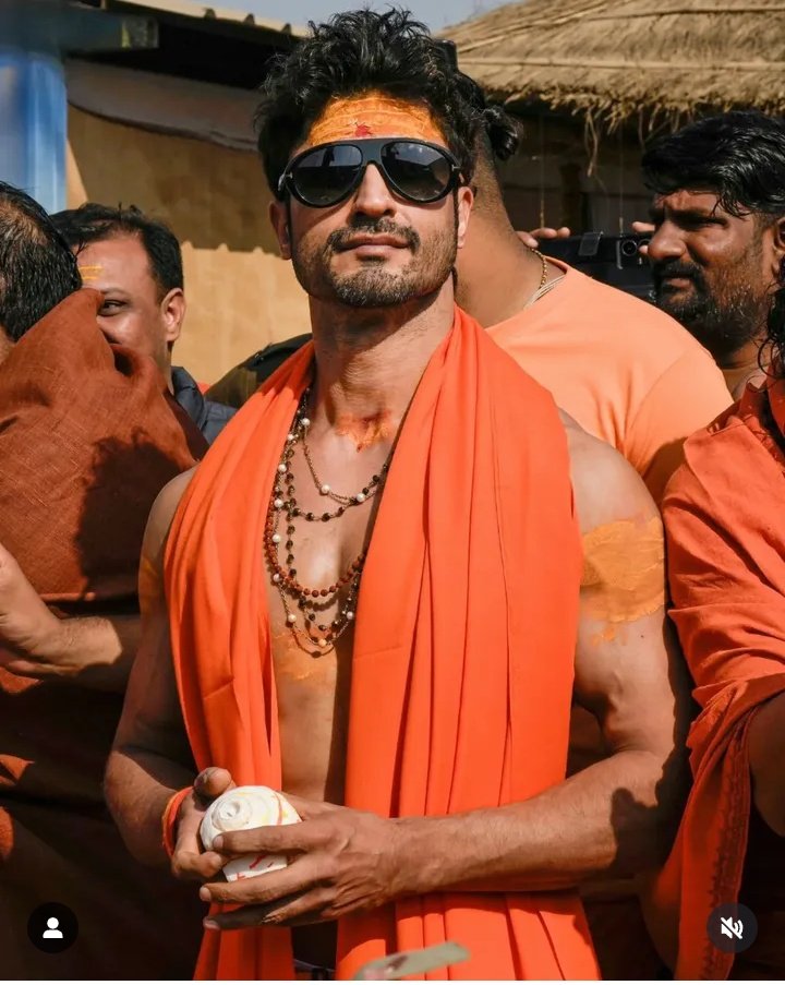 _vatsalasingh's tweet image. भारत के एक्शन हीरो विद्युत जामवाल अब हॉलीवुड में
भारत के गर्व विद्युत जामवाल ने किया वो काम, जो आज तक किसी भारतीय एक्शन स्टार ने नहीं किया — अब वो निभाने जा रहे हैं “धलसीम” का दमदार किरदार आने वाली हॉलीवुड फिल्म Street Fighter में
कलारिपयट्टू जैसी प्राचीन भारतीय मार्शल आर्ट में…
