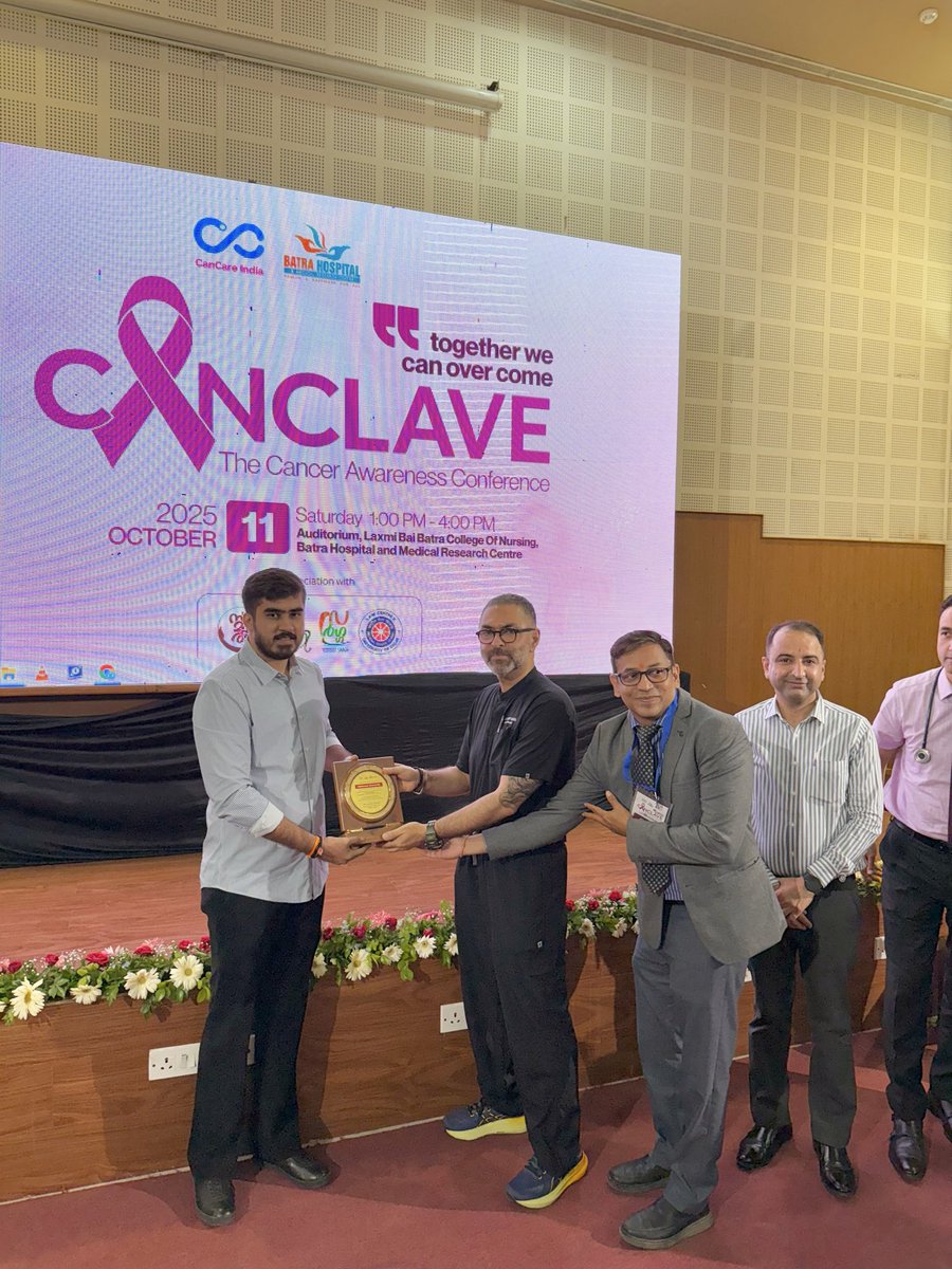 ronak_khatrii's tweet image. Honoured to be the Chief Guest at Canclave 2025 — The Cancer Awareness Conference hosted by CanCare India and Batra Hospital.
Grateful to witness such passionate efforts towards cancer awareness, early detection, and compassionate care.
Together, we can overcome. 💪🎗…