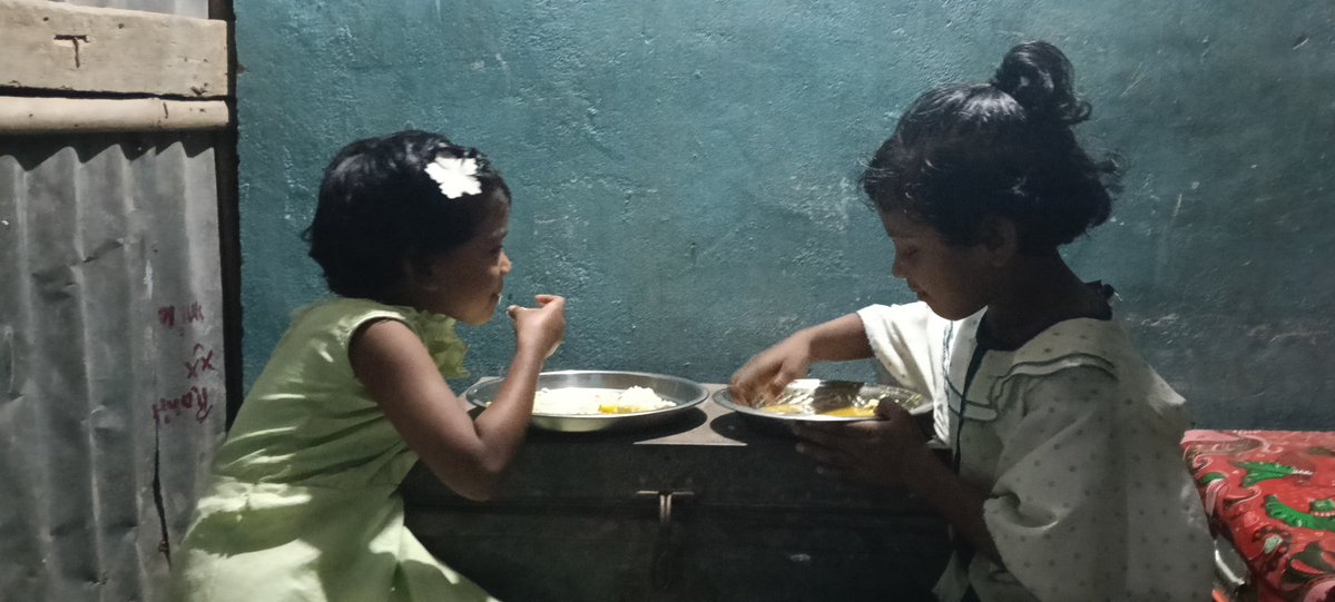 thyjeet's tweet image. Children enjoying their food! Pray and Support to build lives of these children.