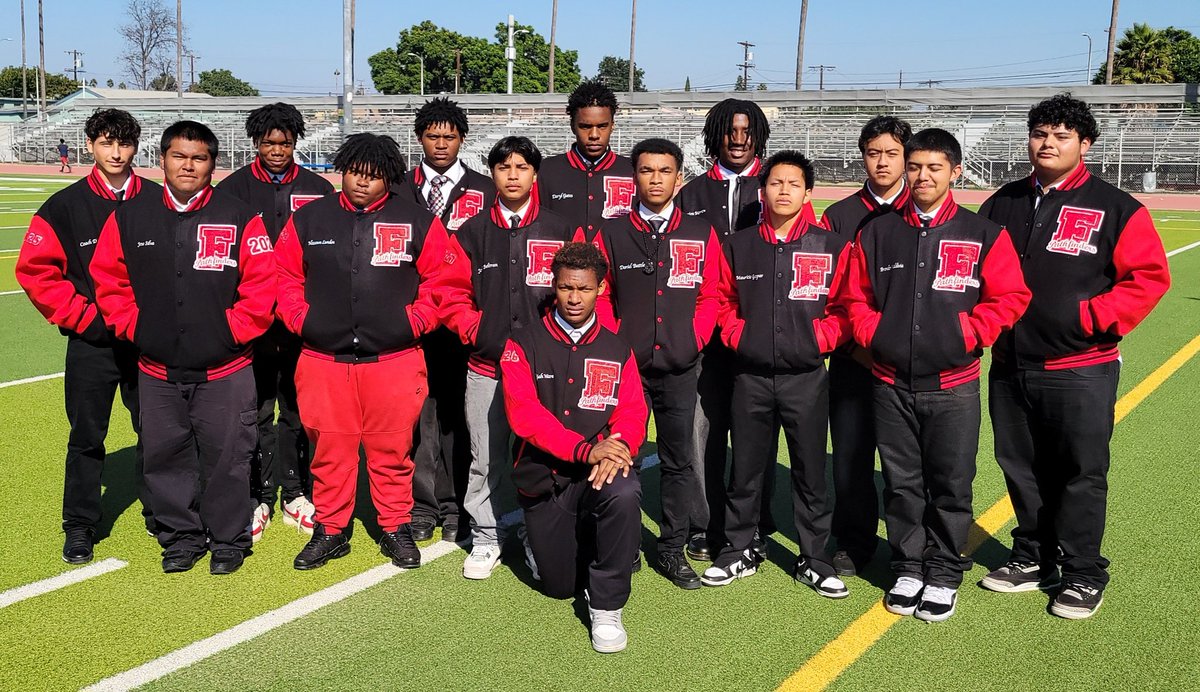 1st year COLISEUM LEAGUE, Open, D1 &amp; D2 teams. We're going to continue grinding, developing, &amp; preparing for the D3 playoffs. We're truly battled tested <a href="/CoachP1311/">Coach Paul</a> <a href="/iamchuckprice/">Chuck Price</a> <a href="/latsondheimer/">eric sondheimer</a> <a href="/TKJay15/">TK Jay</a> <a href="/LACitySection/">City Section News</a> <a href="/CIFLACS/">CIF LA City Section</a> <a href="/Amandtastic/">Amanda Scurlock</a> <a href="/michaelJreed4/">LASC COUGARS</a> <a href="/BrothaCraig/">Craig Robbins</a> <a href="/2BEENTHAT_/">LLSB💔</a>