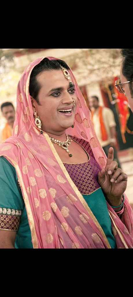 Abhishek__SP's tweet image. करवा चौथ जो भी मुझे उतनी जानकारी नहीं है पर लोग इस त्यौहार का मजाक बहुत बनाते हैं।
जबकि पति के लिए अन्य व्रत है लोग उसका मजाक नहीं बनाते 🤔 क्यों ❓