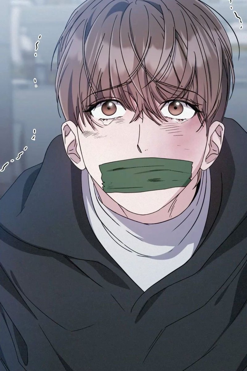 우리 아가 눈 초롱초롱 눈물 맺힌 것 봐

내가 물건 하나는 참 잘 가져온 것 같네

근데 몸을 왜 이렇게 떨어
진짜 가둬버리고 싶게

아가야 누나 무서워요?
아직 잡아 먹지도 않았는데?

근데 지금 네 꼬라지
나만 보기가 너무 아까워서 말인데

앞에 전신 거울 하나 장만해줄까?