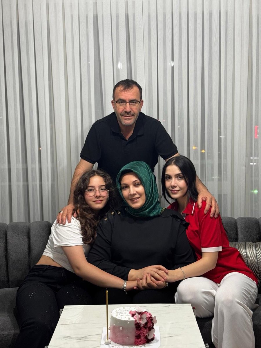 Dünya kız çocukları gününüz kutlu olsun <a href="/hilalcntmrr/">Nazlı Hilal Çintimar</a>