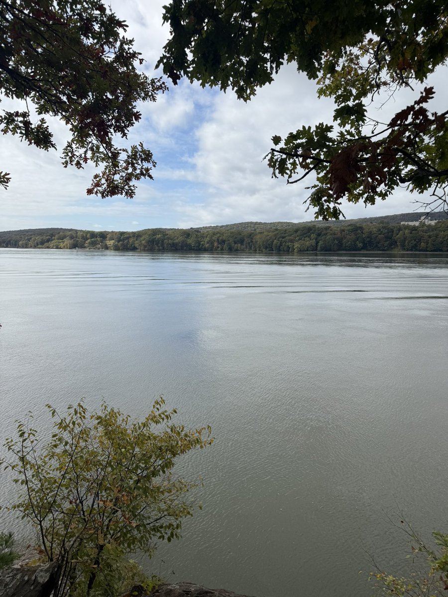 bethfinneran14's tweet photo. So grateful to the New York State Park System that enabled me to enjoy this beautiful view of the Hudson River! I❤️NY! https://t.co/xdyxN7jXIf