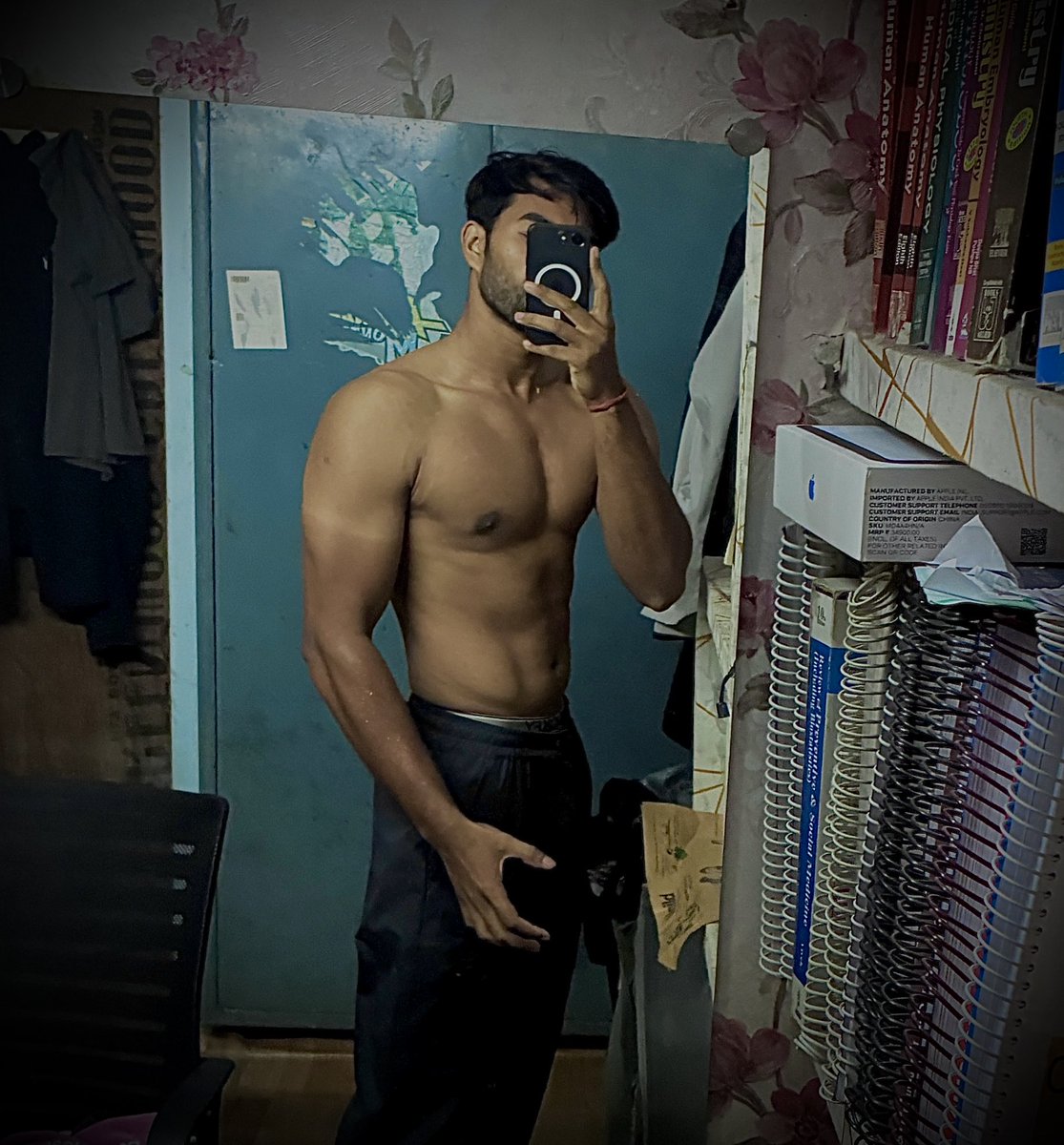 AaryanPrateekX's tweet image. seethe !