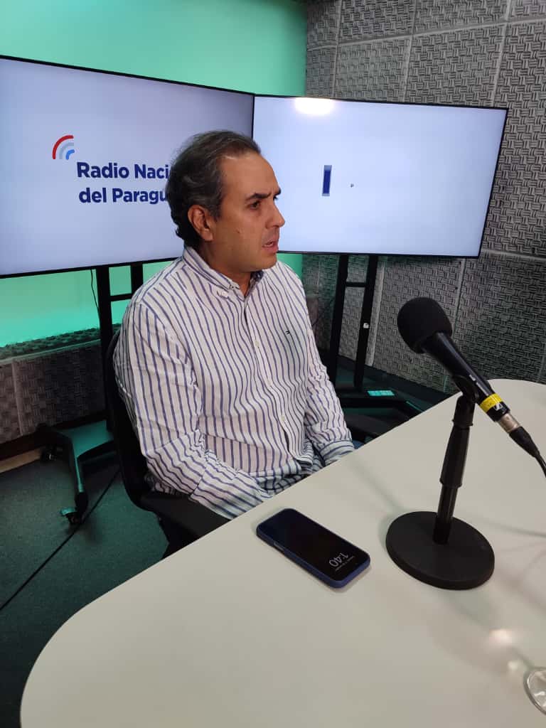 Hoy en #InvestigandoEnUNA con <a href="/MilsonGodoy/">Milson De Jesús Godoy Caballero</a>  con la producción general de <a href="/Haydeegaleano/">Haydée Galeano</a> , nos visita  el 🗣️Dr. Alfredo Rojas para hablarnos de  Comunicación Política

🔴En vivo por la #920AM
📻radionacional.gov.py por   <a href="/ParaguayTVHD/">Paraguay TV</a> 📺 paraguaytv.gov.py