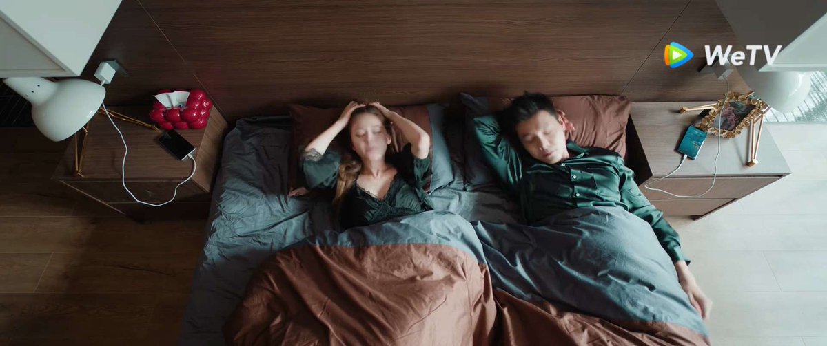 there should have been one more episode of them just being ordinary married couple

#LovesAmbition