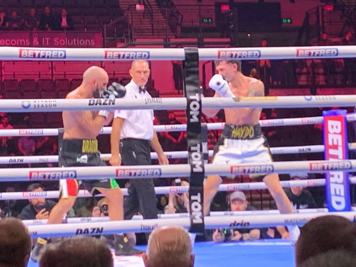 Boxing_UK_'s tweet image. 🥊🇬🇧 IN THE ARENA 🏟️

We’re LIVE RINGSIDE here at Sheffield Arena for tonight’s massive #AllenMakhmudov heavyweight clash 

📽️🎤 Stay tuned for updates and interviews throughout the night