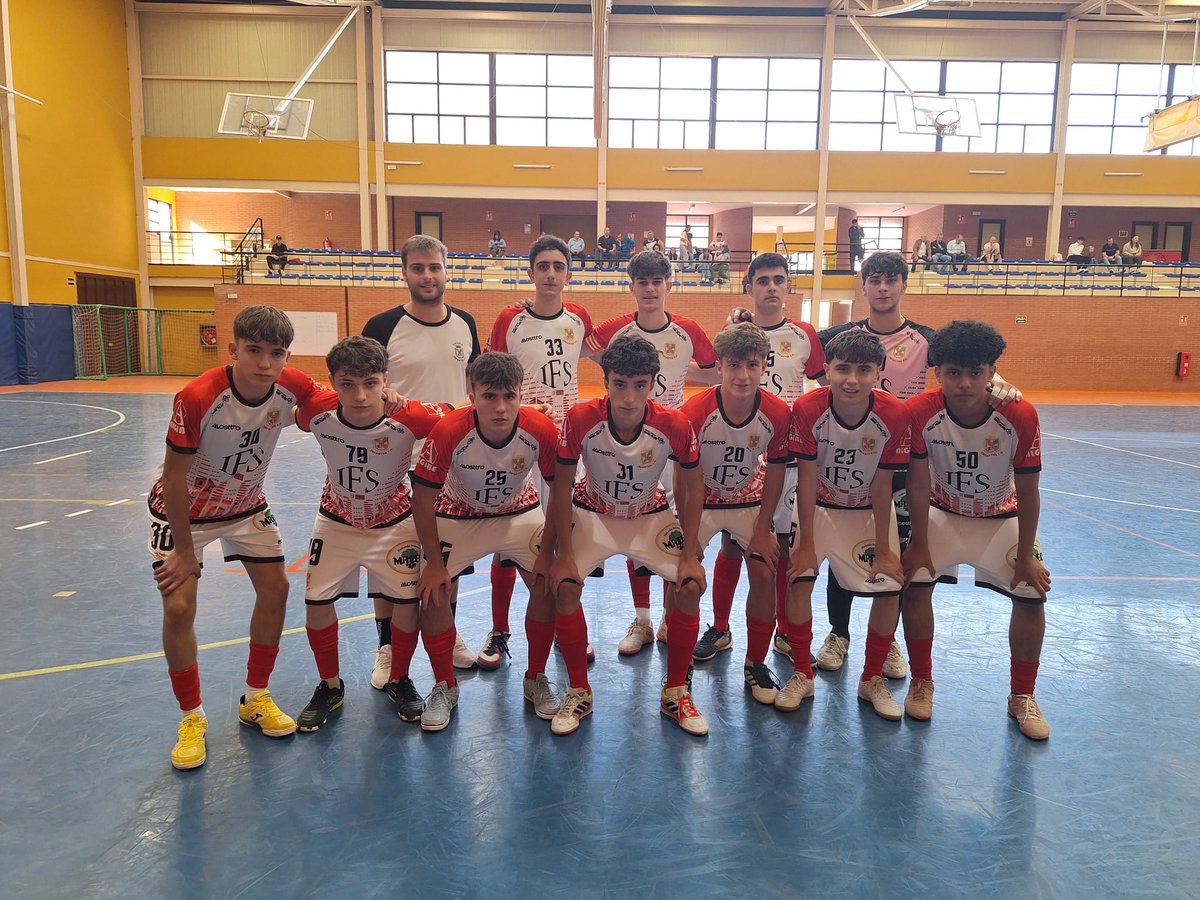 JUVENIL PREFERENTE 25-26 
RESULTADO (J2)

 <a href="/FsSalesianos/">Salesianos CR Deportes</a> 2-2 <a href="/InfantesFS/">Infantes Fútbol Sala</a> 

Tremendo el esfuerzo de los nuestros en un encuentro agónico que pudo ganar cualquiera, con una defensa férrea supimos parar  el ataque rival. Buen trabajo y punto de los rojillos.