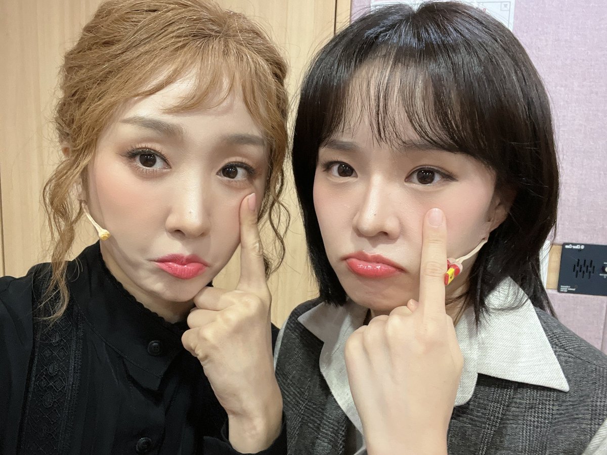 김려원 tweet media