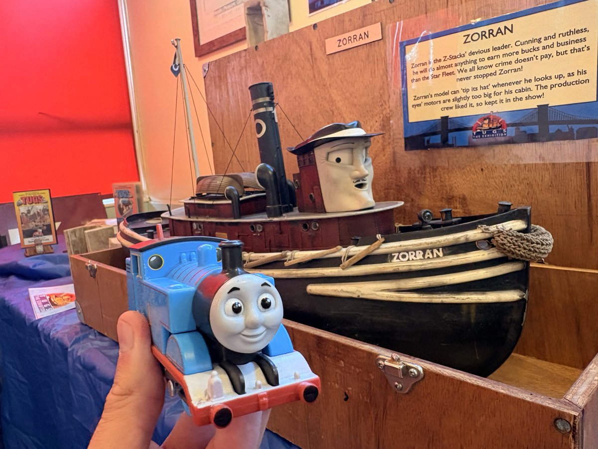 OliverStre92313's tweet image. Thomas meeting his sea crew #Thomas