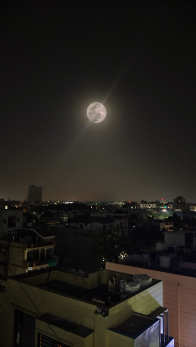 Radhika00777's tweet image. Night view 
#night #nightphotograph #weather #cool