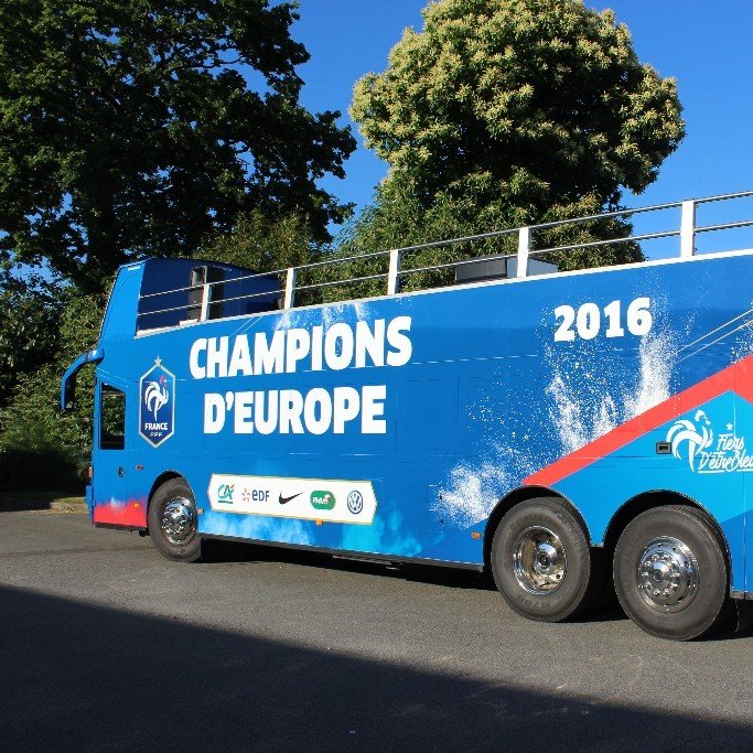 🚨 Pepe révèle avoir eu la RAGE avant la finale de l'Euro 2016 contre l'équipe de France ! 🇵🇹🤬

"Avant la rencontre, on a vu leur bus qui était déjà tout prêt pour fêter le titre !

Quand j'ai vu ça, j'ai ENRAGÉ et je me suis dis que j'allais vraiment TOUT DONNER. 

J'ai montré