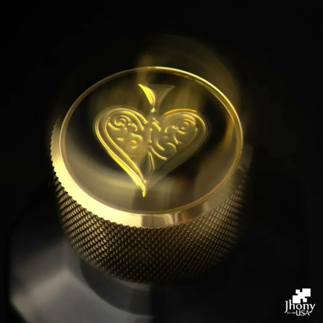 jhony_usa's tweet image. Allow your senses to be captivated as this #fragrance opens with Bitter Almond and Saffron, develops a heart of Egyptian #Jasmine 

🗽 Visit us in the heart of Manhattan Nomad Area!
📍 17 W 27 Street, New York, NY 10001
👔 JHONY USA Inc
