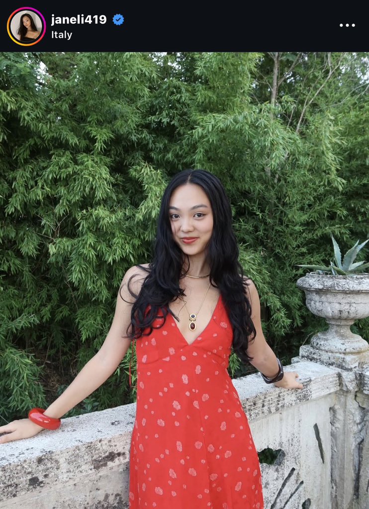 Iamkrebkira's tweet image. Jet Li daughter btw
