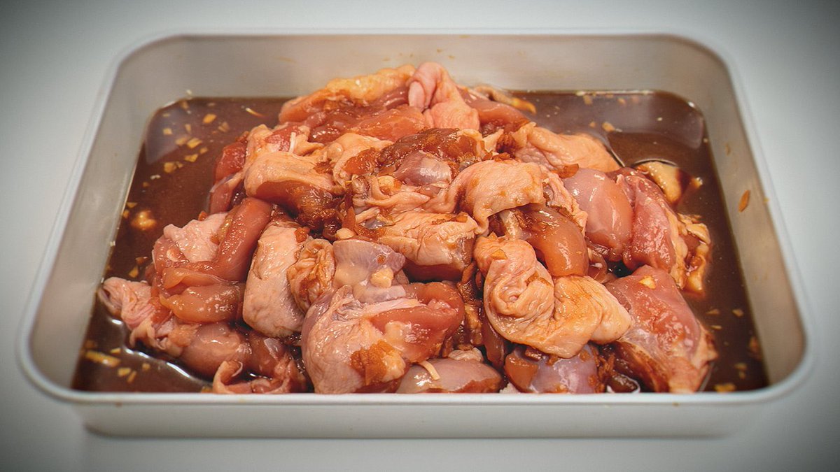 Calcannot's tweet image. Hikaru horde I call upon thee to watch my video
I shall bestow upon thee a chicken dinner as a bonus
#光が死んだ夏 #HikarugaShindaNatsu #hgsn #thesummerhikarudied #tshd
