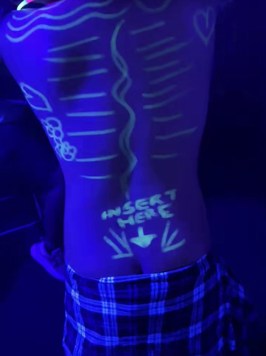 CxYoungx's tweet photo. Restarting up the OF free trail link 😈🥵

https://t.co/6DJ0YixZkh https://t.co/PZ2c8dqZqB