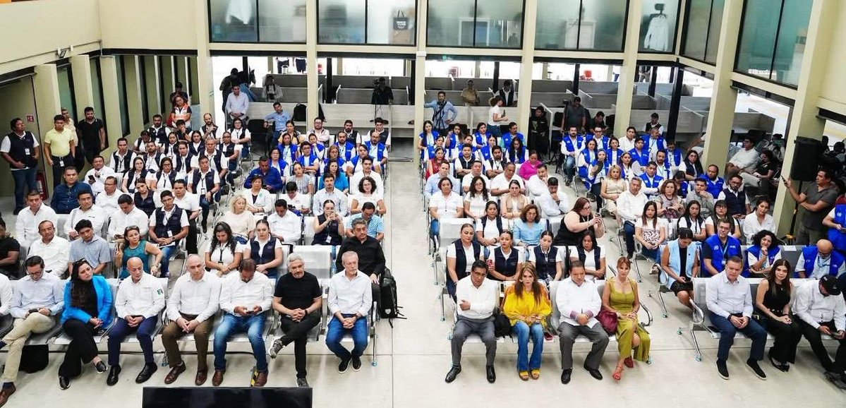 AMEXCID's tweet image. 📸Acompañamos a la @comar_sg en la inauguración del Centro Multiservicios en Tapachula, Chiapas, que reunirá a diversas instituciones para brindar atención integral a personas solicitantes de refugio 🚶🏽‍♀️🚶🏻🚶🏽‍♂️.

El nuevo centro contará con la participación de la @AcnurMexicoy la…