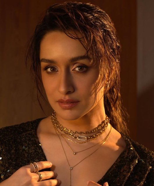 irresislady's tweet image. Face card 100/100 🔥
#ShraddhaKapoor