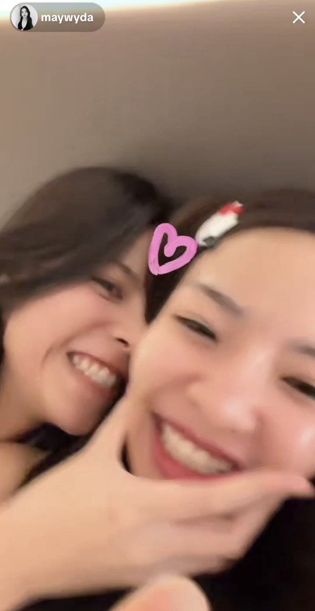 p_chi_GL's tweet image. The poor single souls in this fandom never get a break, constantly haunted by these two and their endless bragging.

#FayMay #Fay_riezz #maywyda