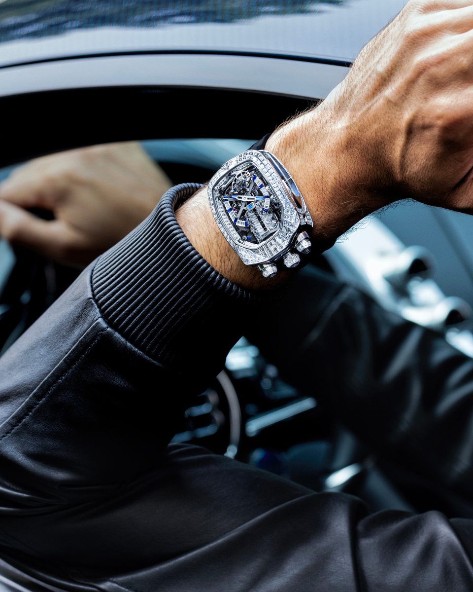 _Jacobandco's tweet image. Born from innovation. Defined by brilliance. The Bugatti Chiron Tourbillon Baguette carries the DNA of a legend, merging gemstone luminosity with the thrill of engineering perfection.
55 x 44-mm white gold case
Case invisibly-set with 419 baguette-cut white diamonds (22.15 ct.)…