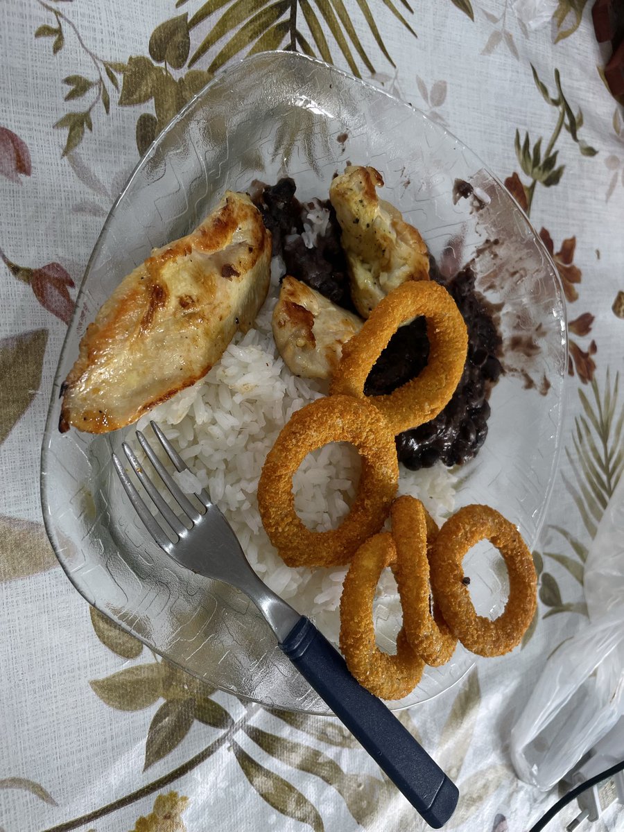 helenatonta's tweet image. #almoçotwt