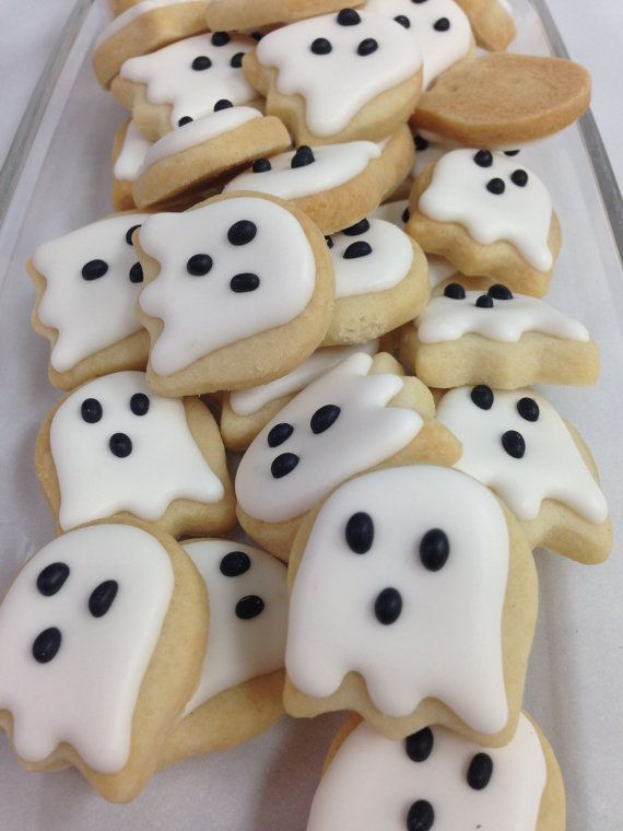 Ghost sugar cookies
