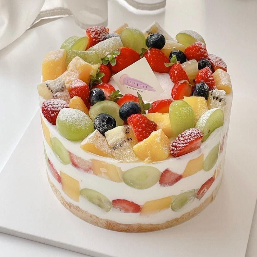 daily_dolce's tweet image. Fruit cake 🥝🥭