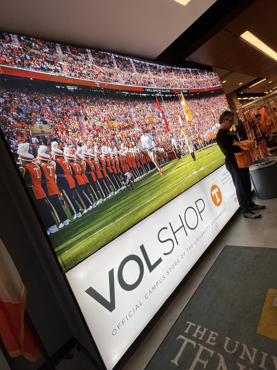 mitzi4vols's tweet photo. ALWAYS our first stop! @UTVolShop #GBO 🆃🍊 #BeatAR #KillTheHogs https://t.co/QrcFj1jV36