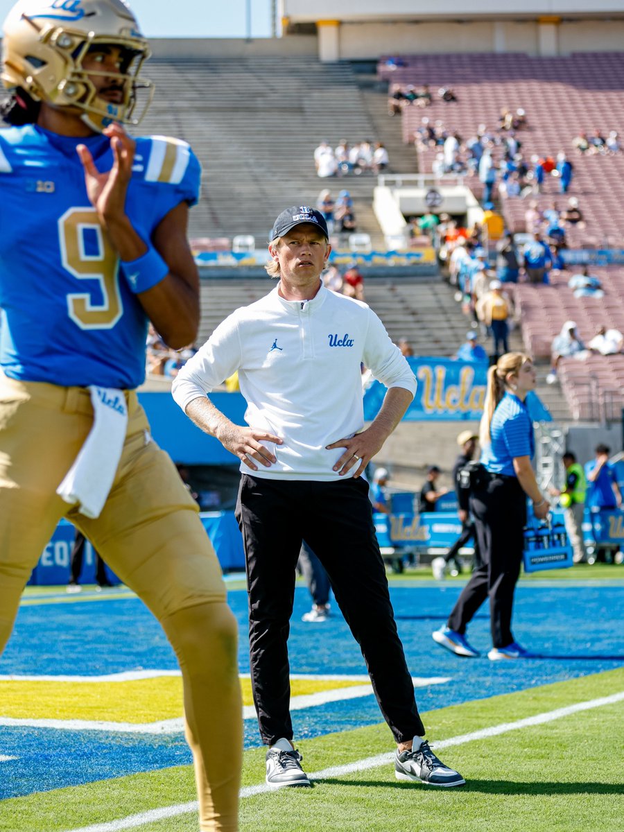 UCLAFootball's tweet image. 