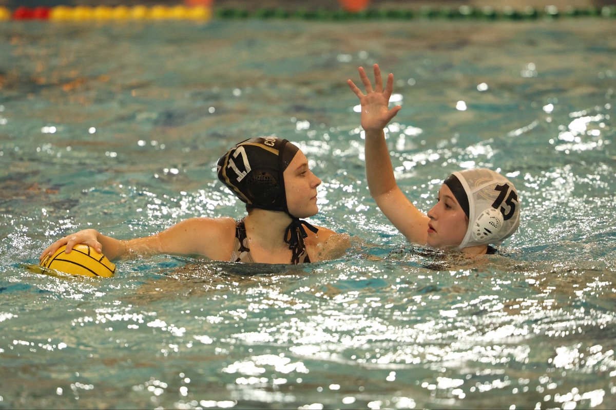 ConroeHighSwim's tweet image. Conroe girls water polo will play Tomball Memorial this Tuesday at 4:00  @ Conroe ISD Natatorium in the 3rd round of the UIL playoffs- pull up - be loud - Let’s go Conroe! @Conroeathletics