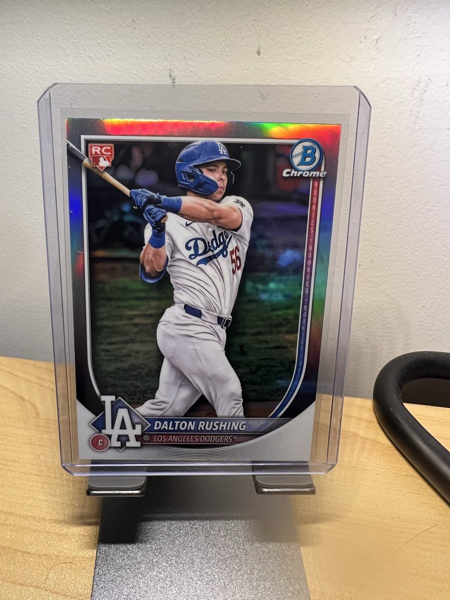 BasedCardGuy's tweet image. Check out 2025 Bowman Chrome Rookie Red RC Variation #100 Dalton Rushing L.A. Dodgers ebay.us/m/QKi2eT #eBay via @eBay #TBBReposts #TBBCrew #MLB #MLBPlayoffs #LADodgers #BowmanChrome #Bowman #Rookie