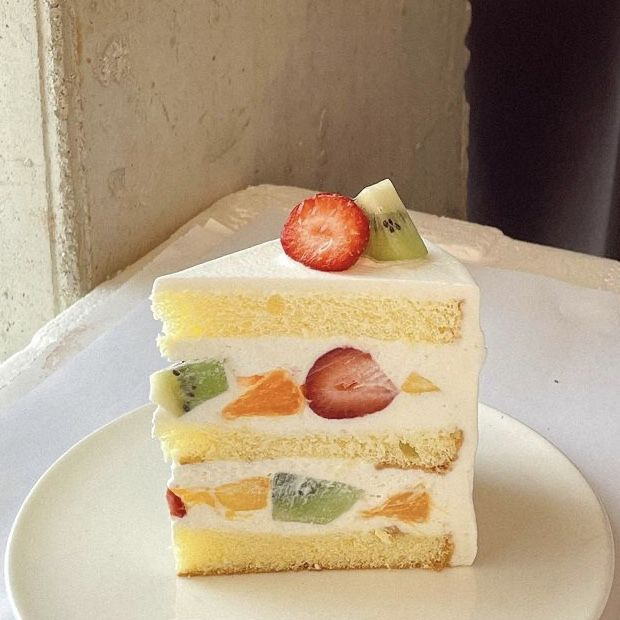 daily_dolce's tweet image. Fruit cake 🥝🥭