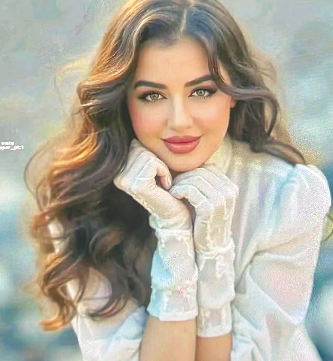 HaifAlb122's tweet image. كُنْ أنتَ .. أنتَ ولا تَكُنْ كِسـواكَ 
            بعــضُ التَّصنُّــعِ مُرهِــقٌ لِقــواكَ 
أثْبِــتْ وجُـــودَكَ للعوالِــم كُلِّهـا 
                لا تنحـــنِ إلَّا لمَــــنْ .. سواك
#الحب_في_نظرك_هو 
#حبيت_أقول