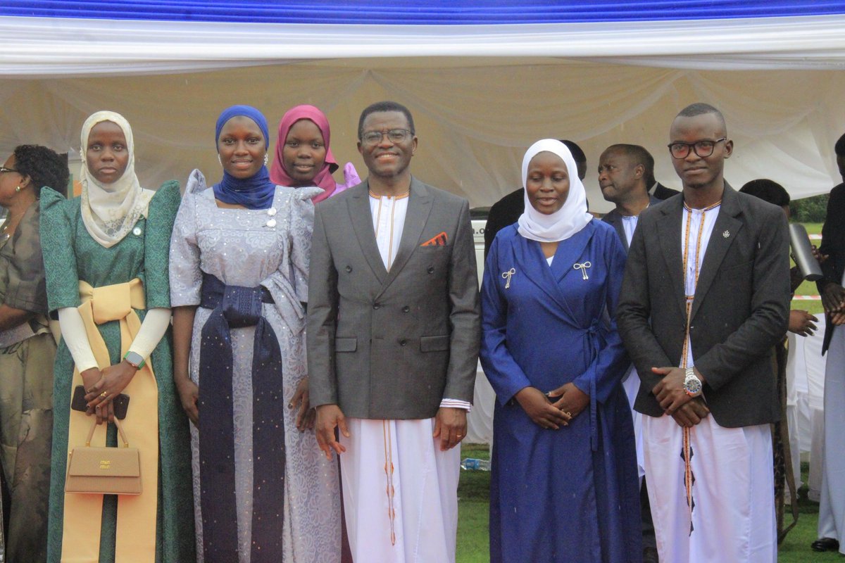 The National Chairperson, Nkobazambogo Mr. Ssemujju Moses Mwanje (<a href="/MosesSemujju1/">Ssemujju Moses Mwanje</a>), with his Executive at event of welcoming Buganda's Prime Owek. Charles Peter Mayiga (<a href="/cpmayiga/">Charles Peter Mayiga</a>), in Bugisu subregion. Mr. Ssemujju encouraged Nkobazambogo members to be focused on goals, to be