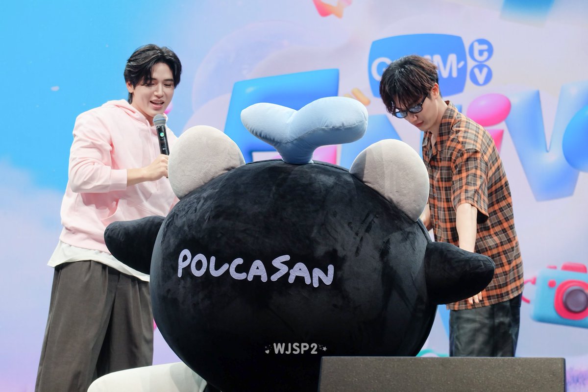 wjsp2's tweet image. ครอบครัวหมีวาฬ 🐋🐻‍❄️🍼✨️💖

TAYNEW FNV FANSIGN
#GMMTVFANIVALxTayNew
#TayNew #เตนิว #Polcasan #ยัยซัง
