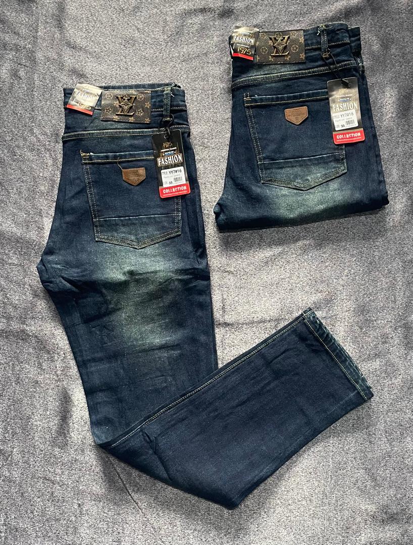 im_aliyu's tweet photo. Plain Jeans 

Price ₦15,000

📐 24-44

📍 Kaduna 

📱 📧 08028482834 https://t.co/gfAbGKgCkb