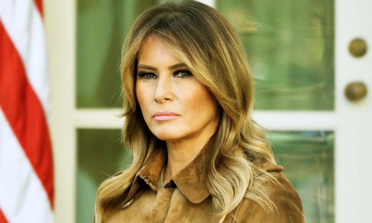 CriticerX's tweet image. &quot;First Lady Melanie Trump&apos;s life is becoming a documentary! Here&apos;s the release date

The life of US First Lady Melania Trump is being made into a documentary. The release date for the documentary, titled &quot;Melania,&quot; has been announced.&quot;
 trhaber.com/magazin/first-…